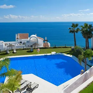  Apartamento De Lujo Con Impresionantes Vistas Al Mar En Costa
